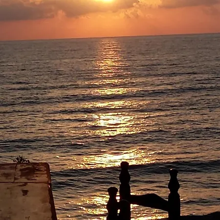 아파트 Sun Camero 포모스